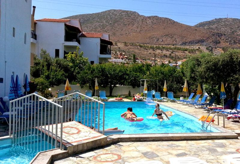 Krits Hotel Hersonissos  Exterior photo